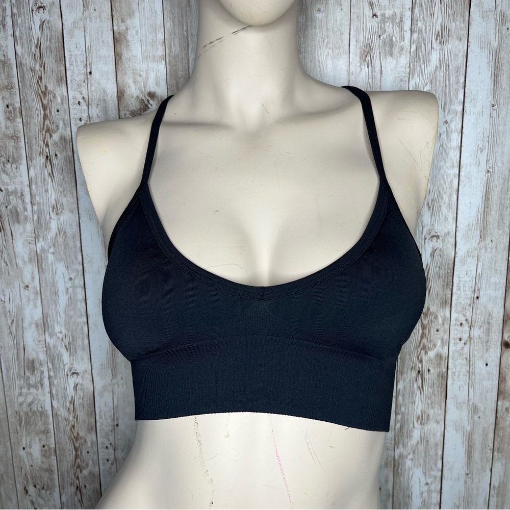 Lululemon Black Sports Bra Bralette Size 4